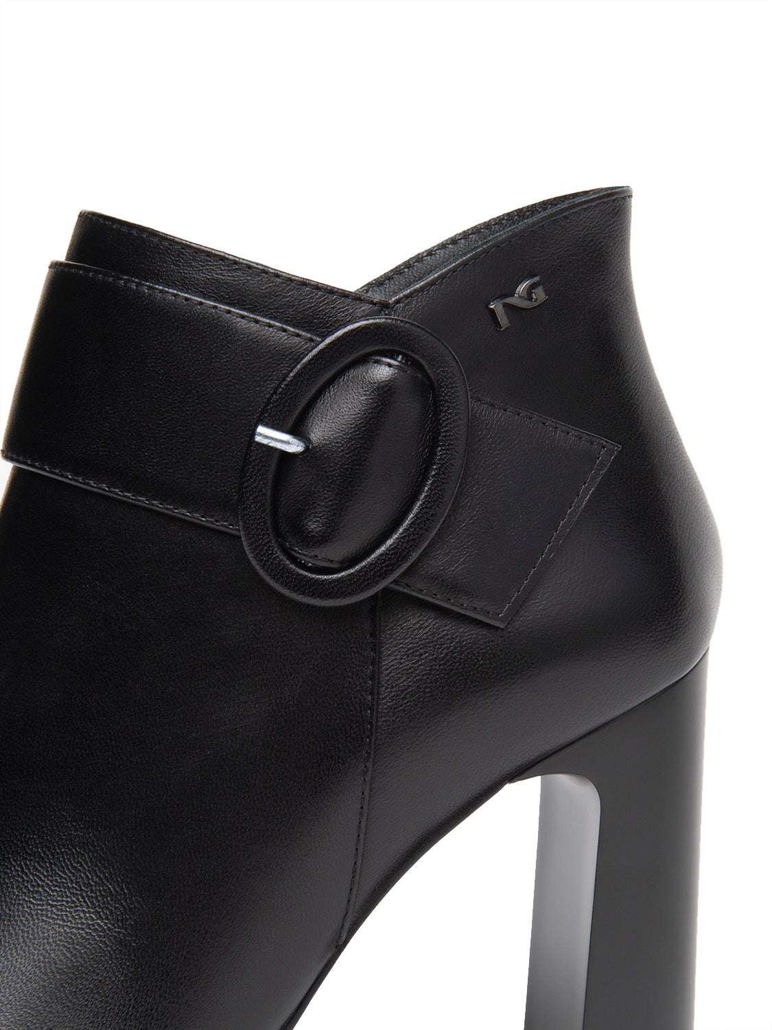 NERO GIARDINI Stivaletti con tacco Donna - Nero modello I617591DE