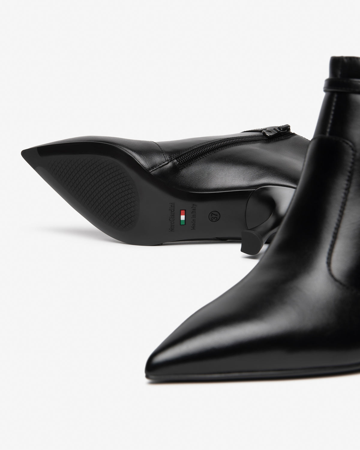 NERO GIARDINI Stivaletti con tacco Donna - Nero modello I617611DE