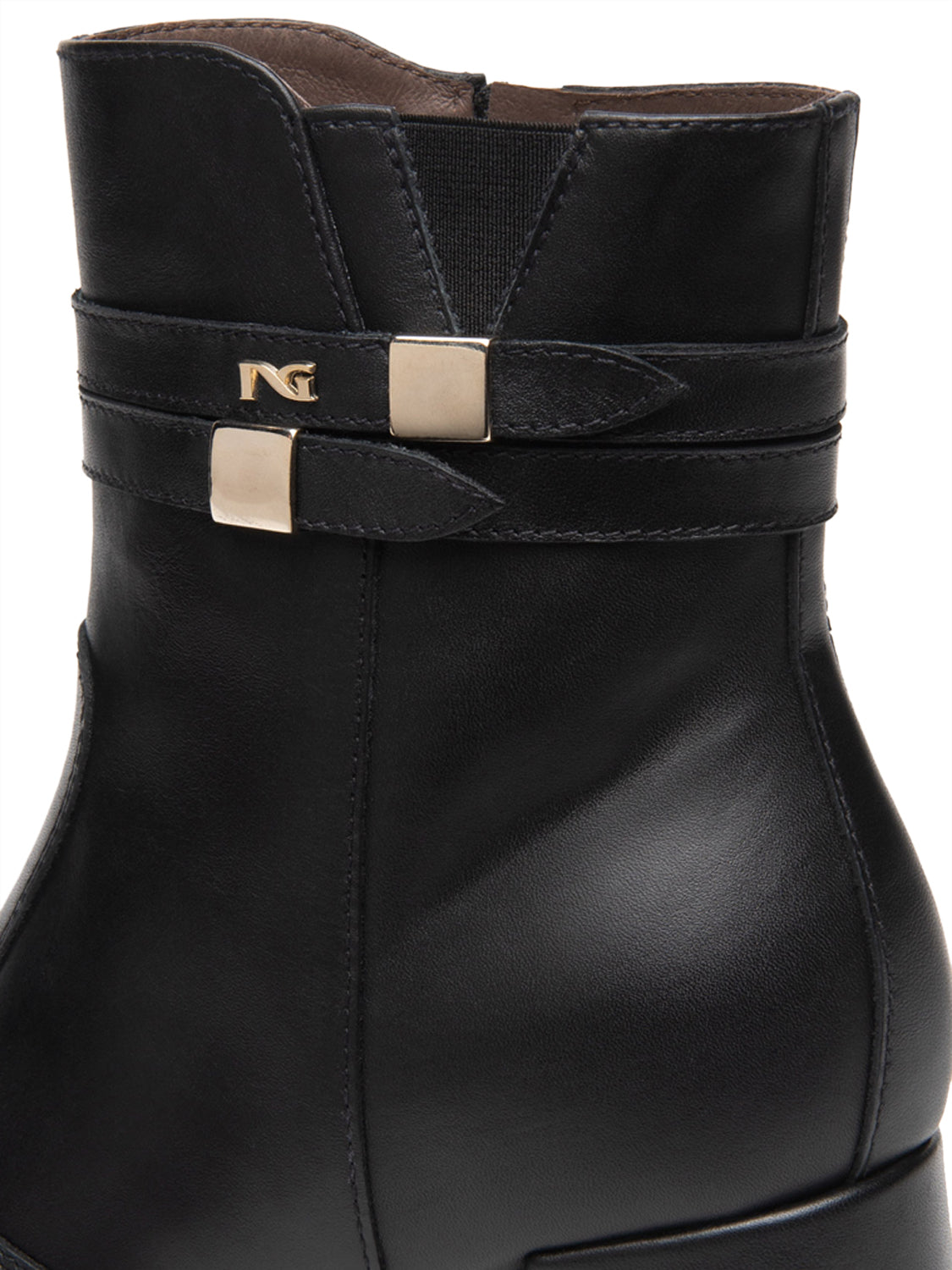 NERO GIARDINI Stivaletti con tacco Donna - Nero modello I617760D