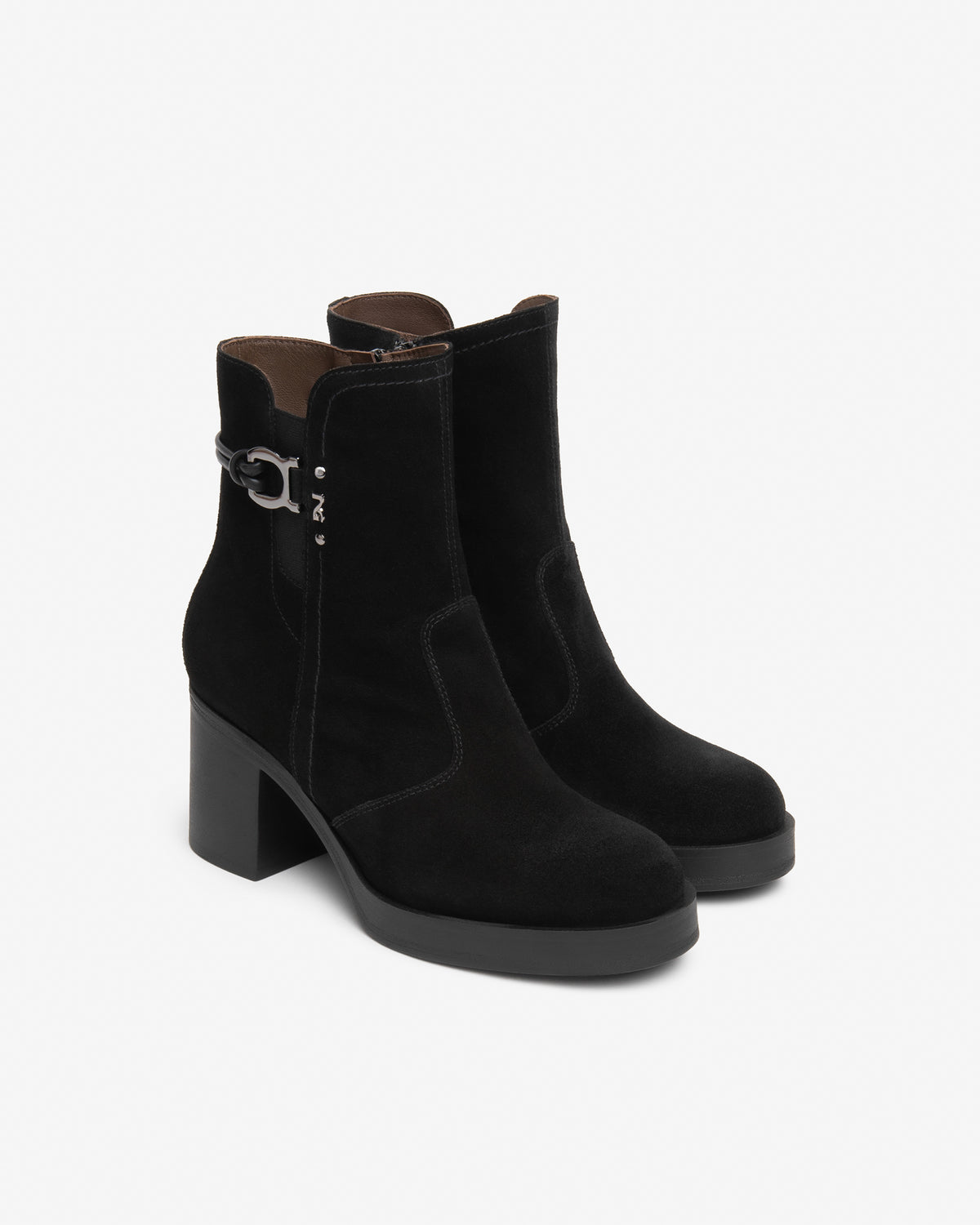 NERO GIARDINI Stivaletti con tacco Donna - Nero modello I617930D