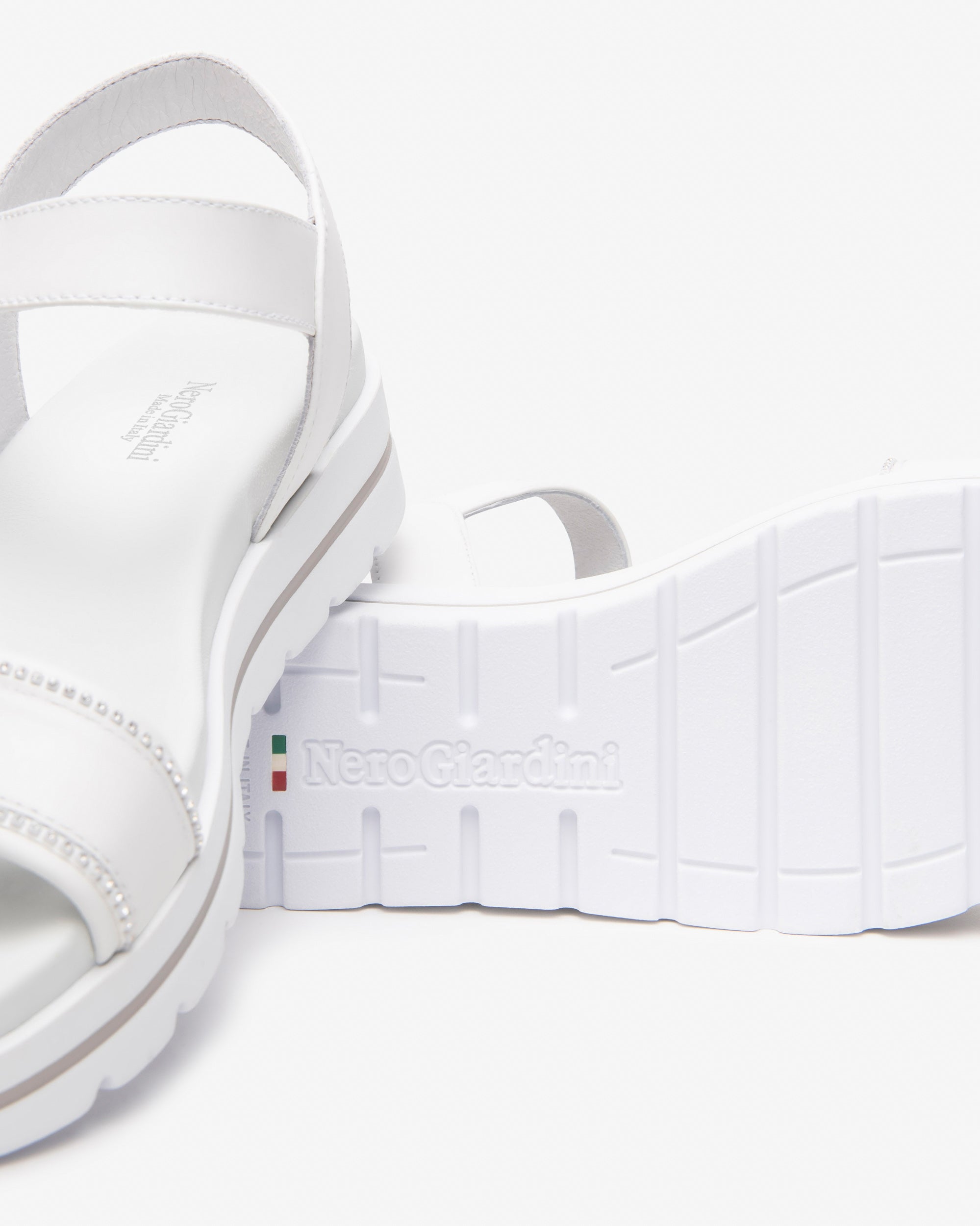 NERO GIARDINI Sandali platform Donna - Bianco modello E307812D