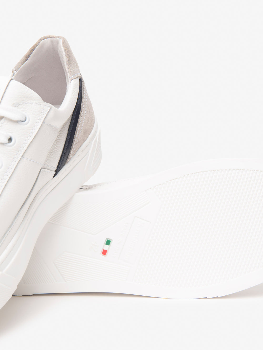 NERO GIARDINI Sneakers plantare estraibile Uomo - Bianco modello E400241U