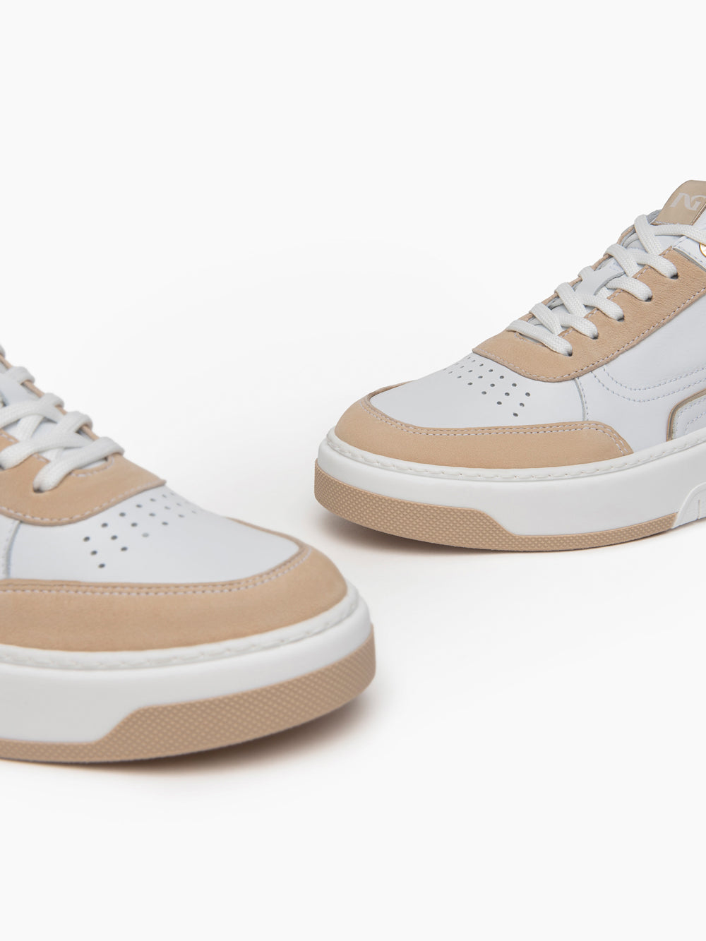NERO GIARDINI Sneakers platform Donna - Beige modello E409992D