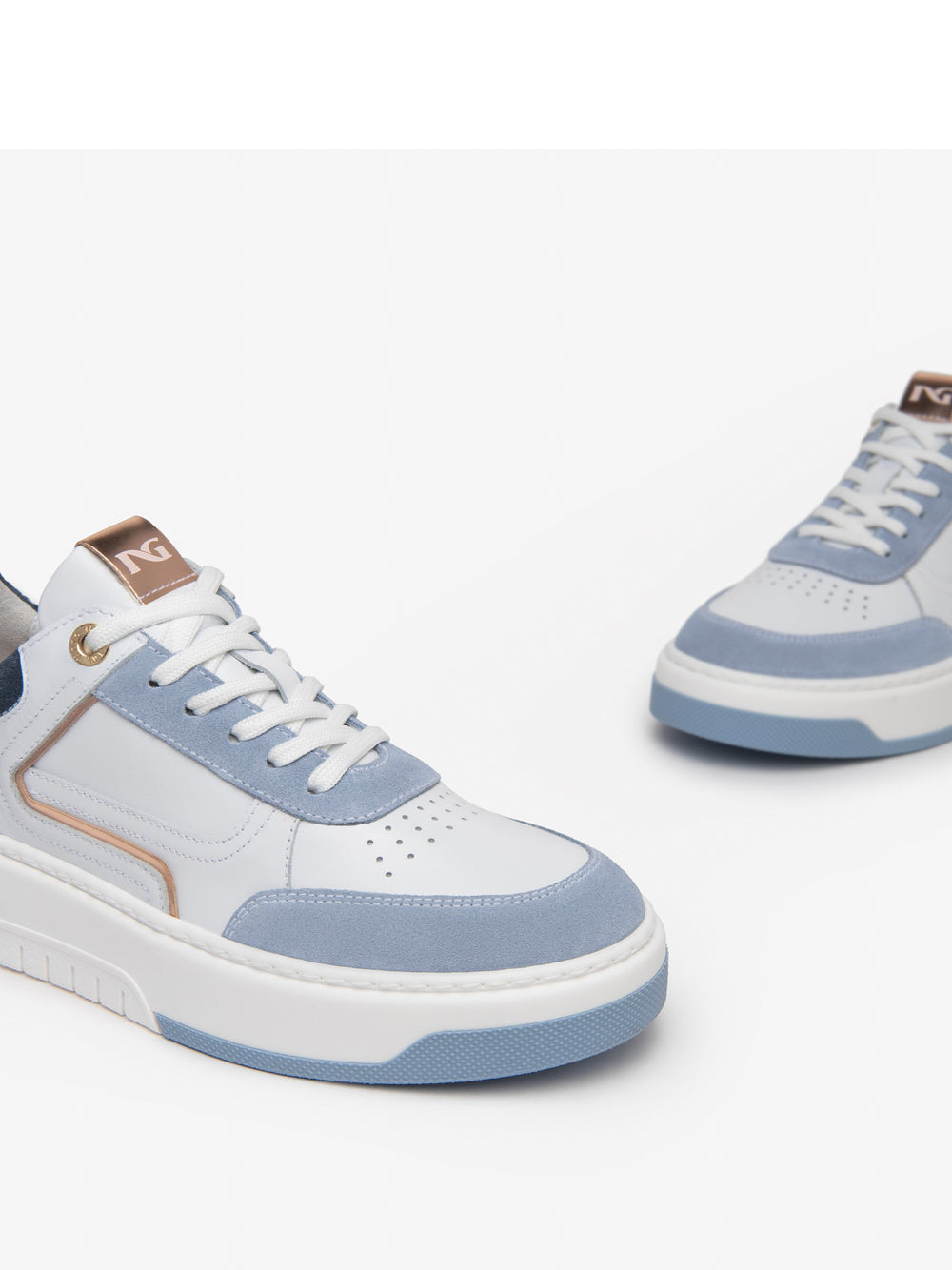 NERO GIARDINI Sneakers Donna - Bianco modello E409992D