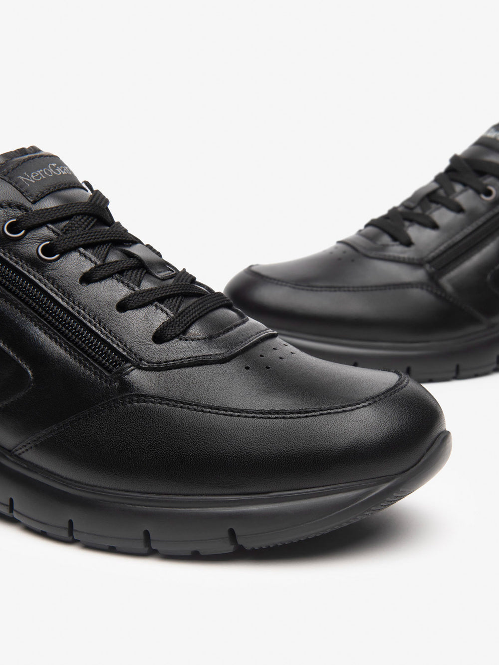 NERO GIARDINI Sneakers plantare estraibile Uomo - Nero modello E500630U
