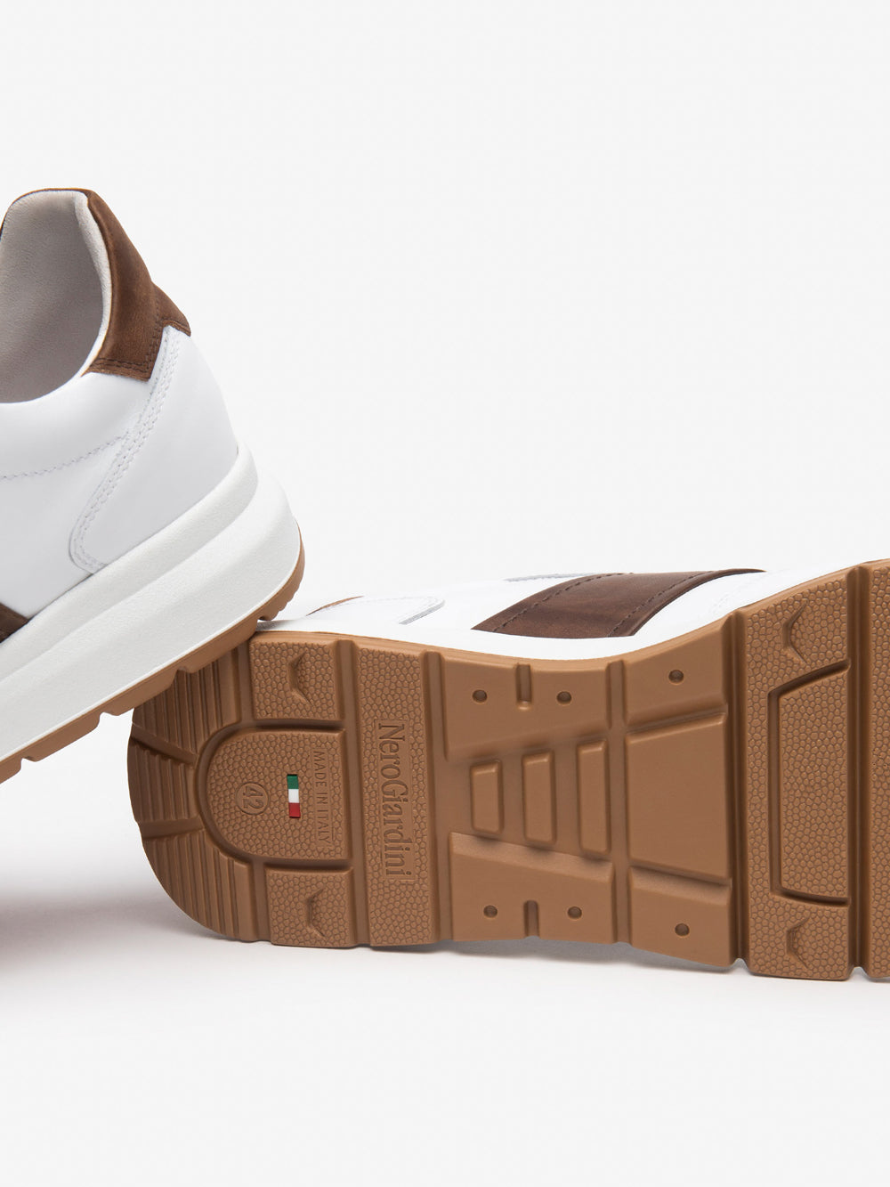 NERO GIARDINI Sneakers plantare estraibile Uomo - Bianco modello E500660U