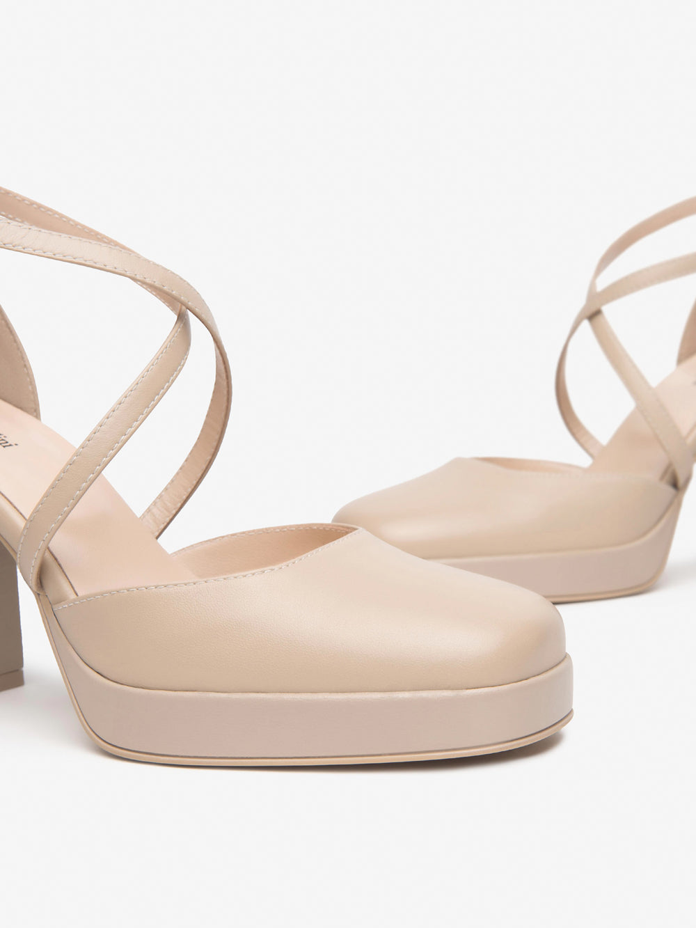 NERO GIARDINI Decollete con plateau Donna - Bianco modello E512300D