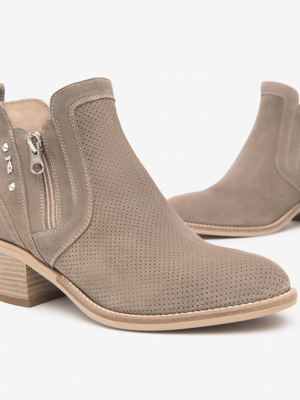 NERO GIARDINI Stivaletti con tacco Donna - Cuoio modello E512701D