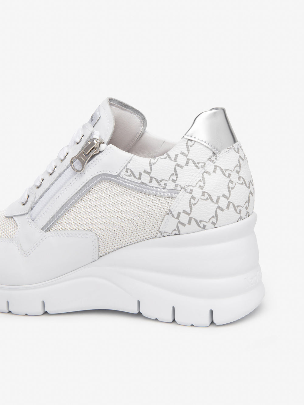 NERO GIARDINI Sneakers con zeppa Donna - Bianco modello E512940D