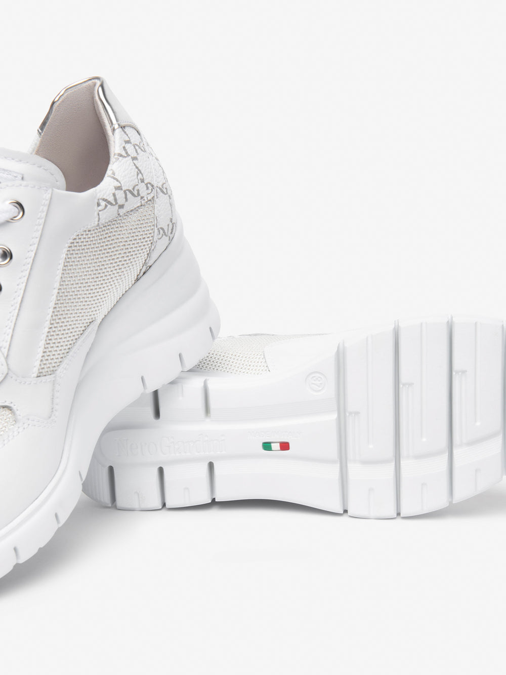 NERO GIARDINI Sneakers con zeppa Donna - Bianco modello E512940D