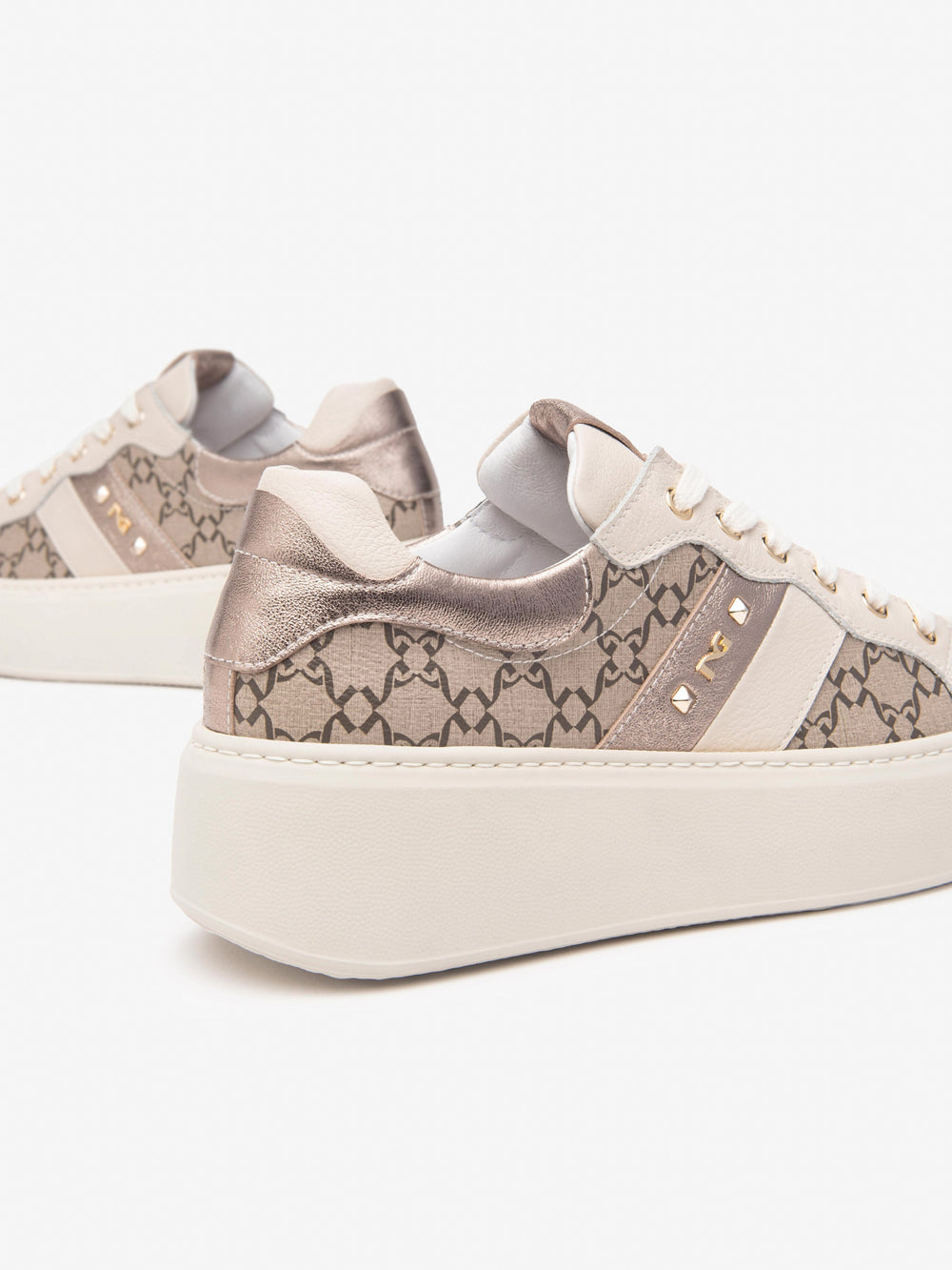 NERO GIARDINI Sneakers platform Donna - Beige modello E513080D