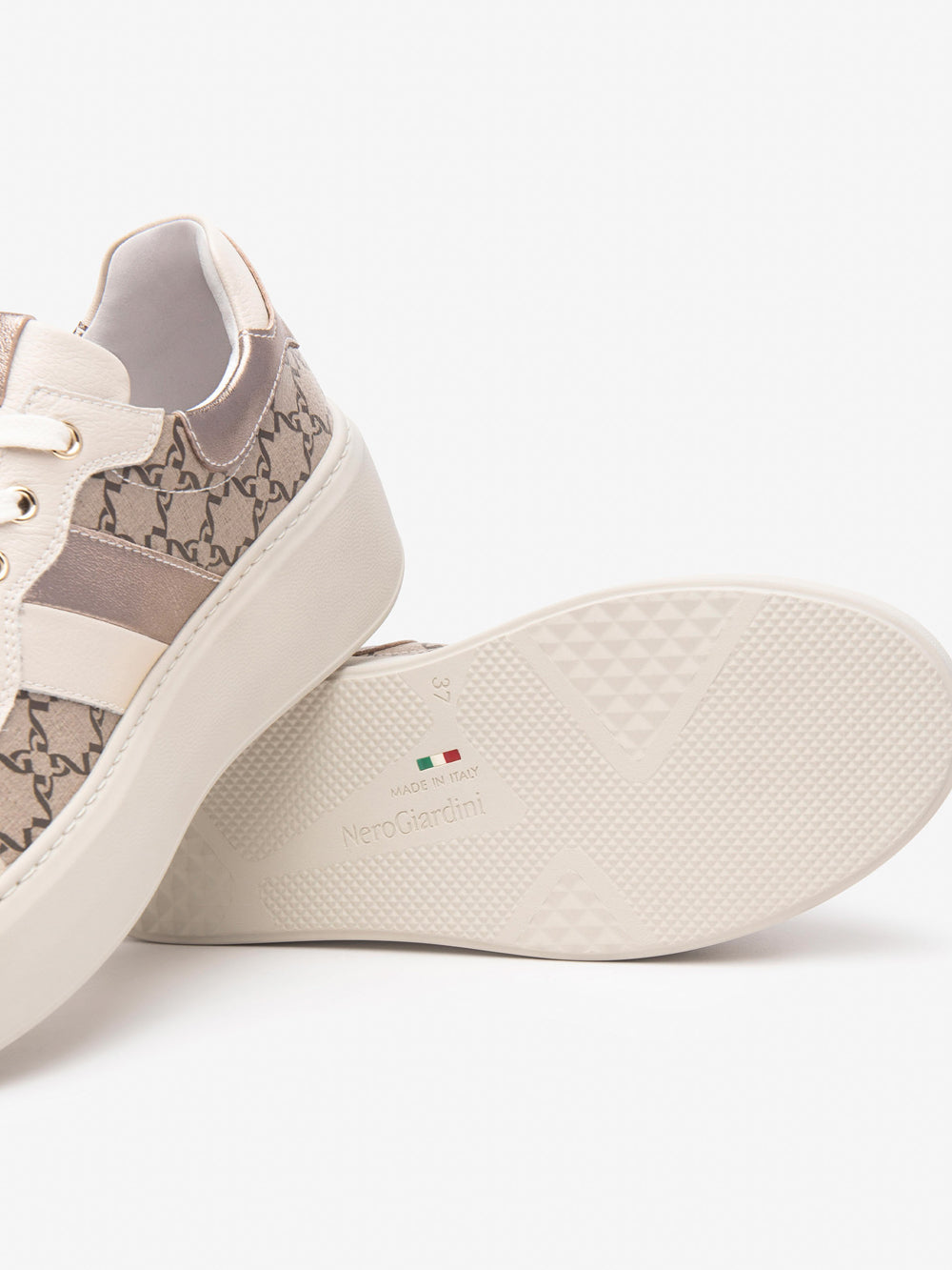 NERO GIARDINI Sneakers platform Donna - Beige modello E513080D