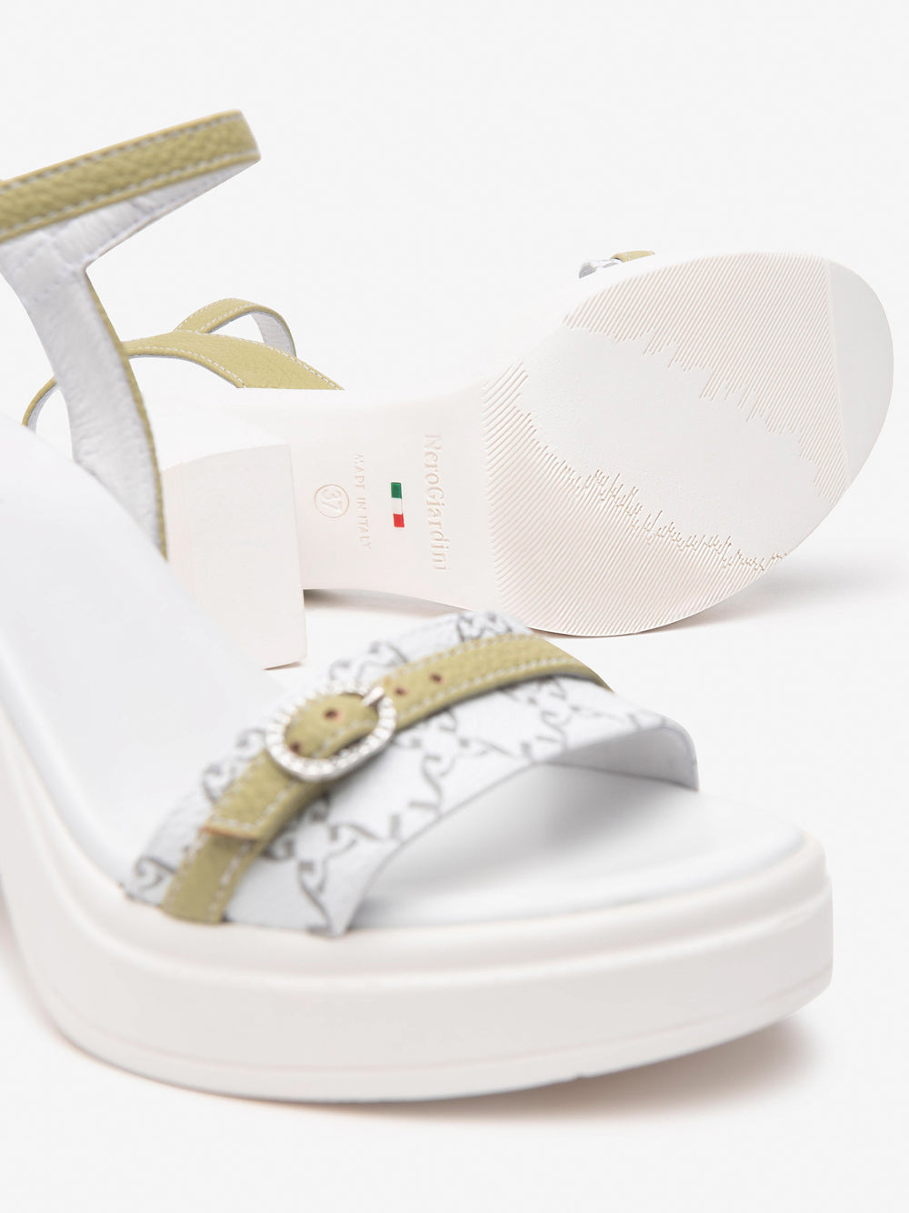 NERO GIARDINI Sandali con plateau Donna - Bianco modello E513664D