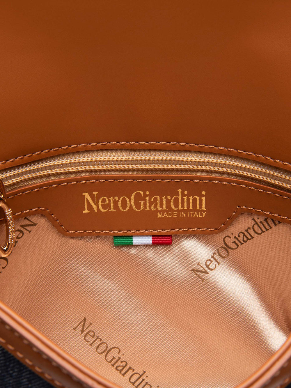 NERO GIARDINI Borsa a Tracolla Donna - Blu modello E543905D