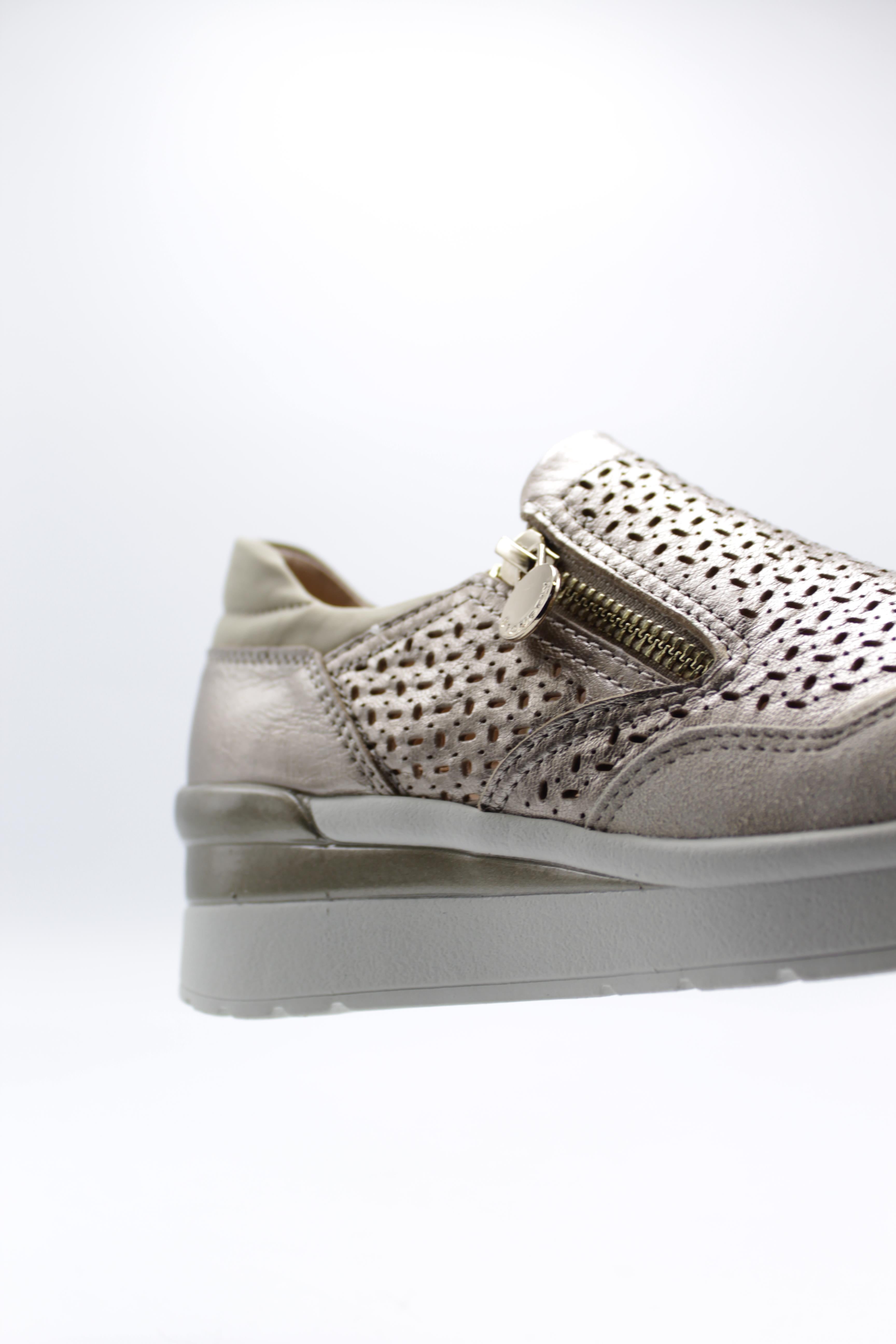 STONEFLY Sneakers con zeppa Donna - Argento modello 220735