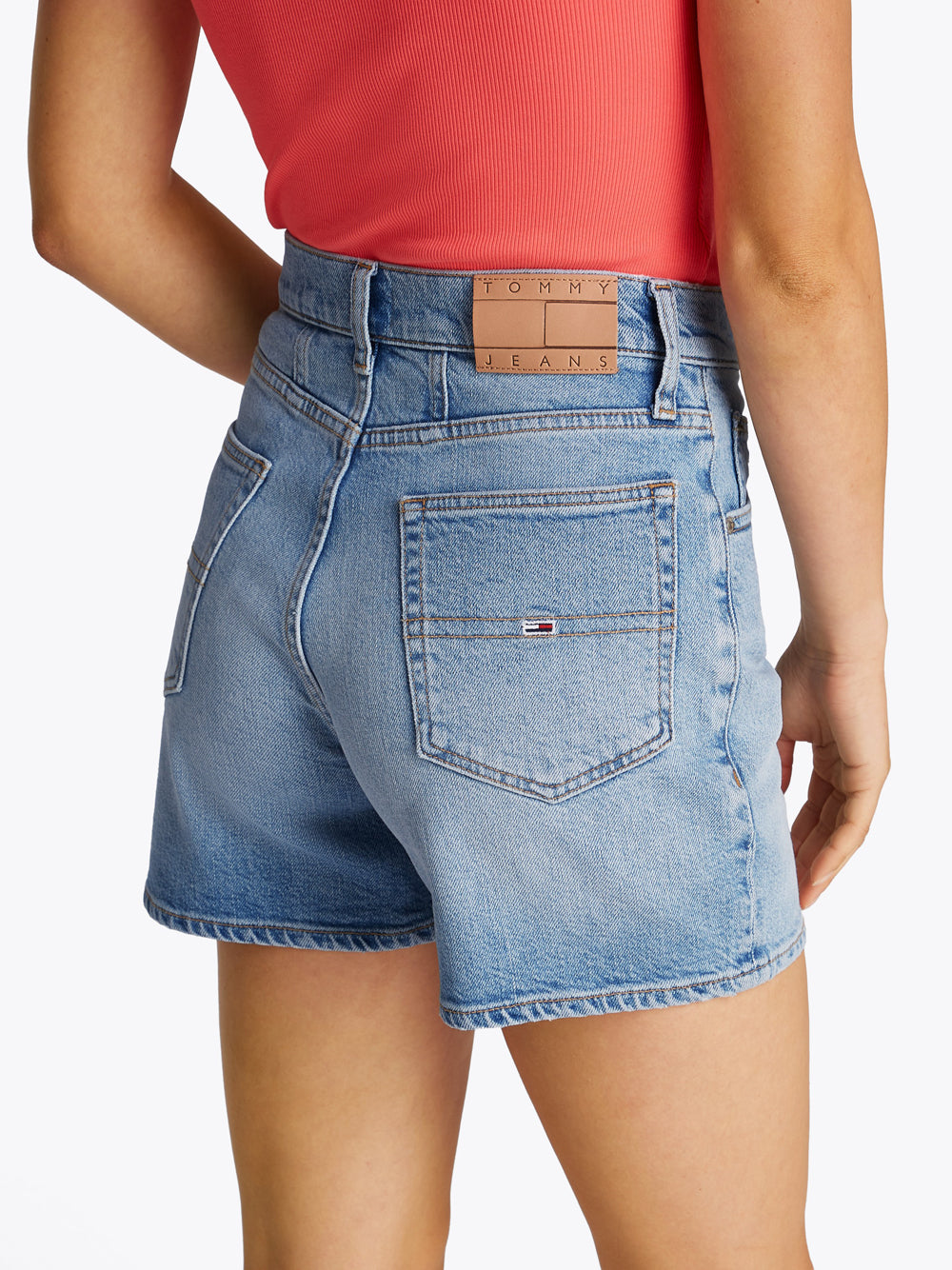TOMMY HILFIGER Shorts Donna - Jeans modello DW0DW20091