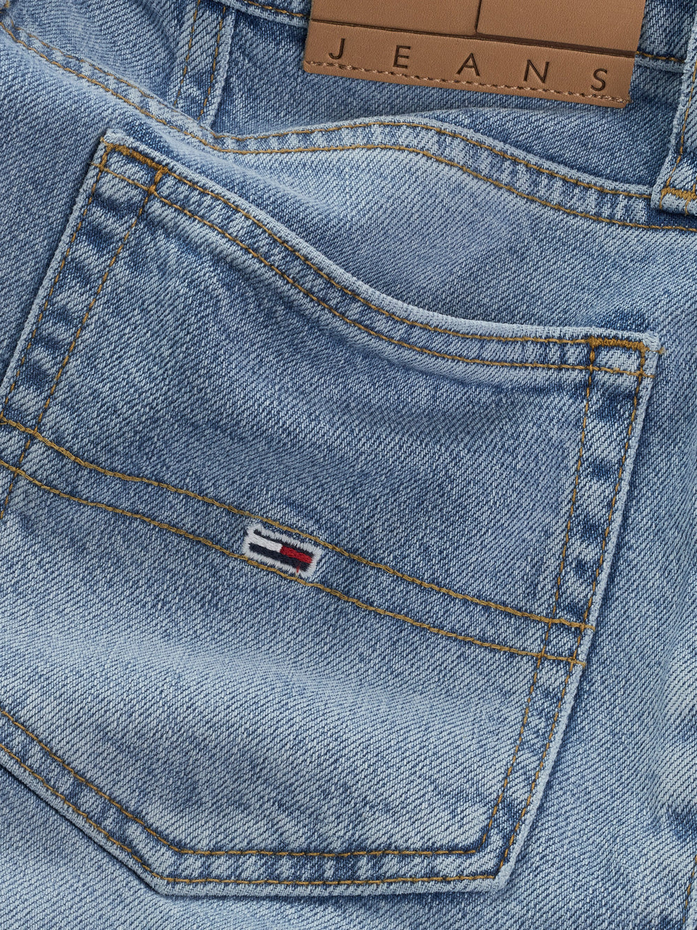 TOMMY HILFIGER Shorts Donna - Jeans modello DW0DW20091