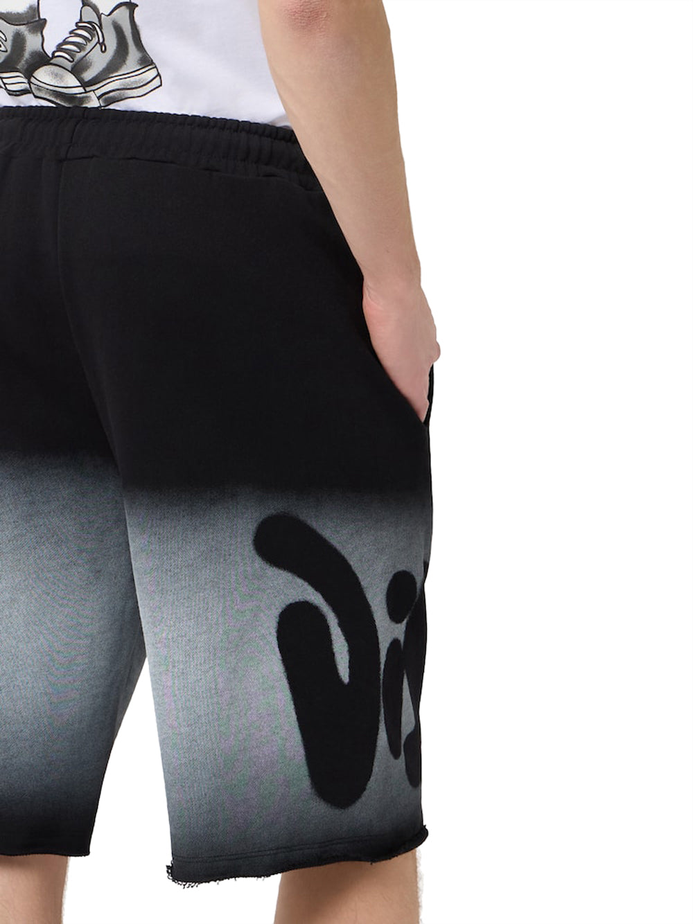 DISCLAIMER Shorts Uomo - Nero modello 26EDS55420