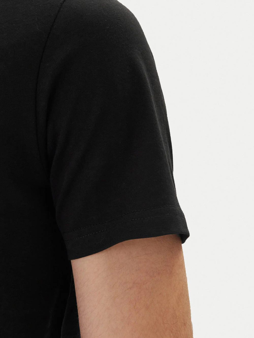 GUESS T-shirt Uomo - Nero modello M6GI11K2992