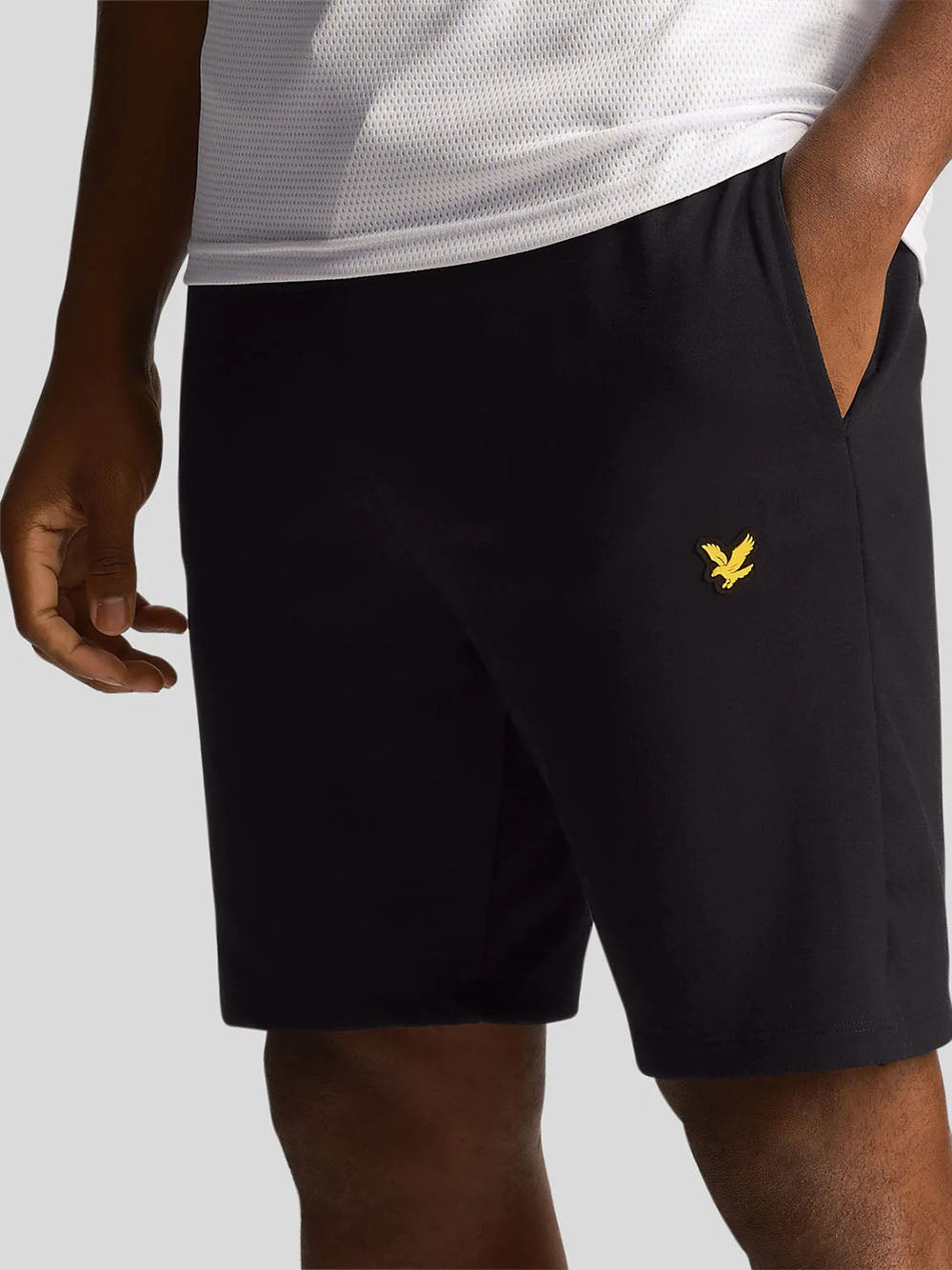 LYLE & SCOTT Shorts Uomo - Nero modello ML414VOG