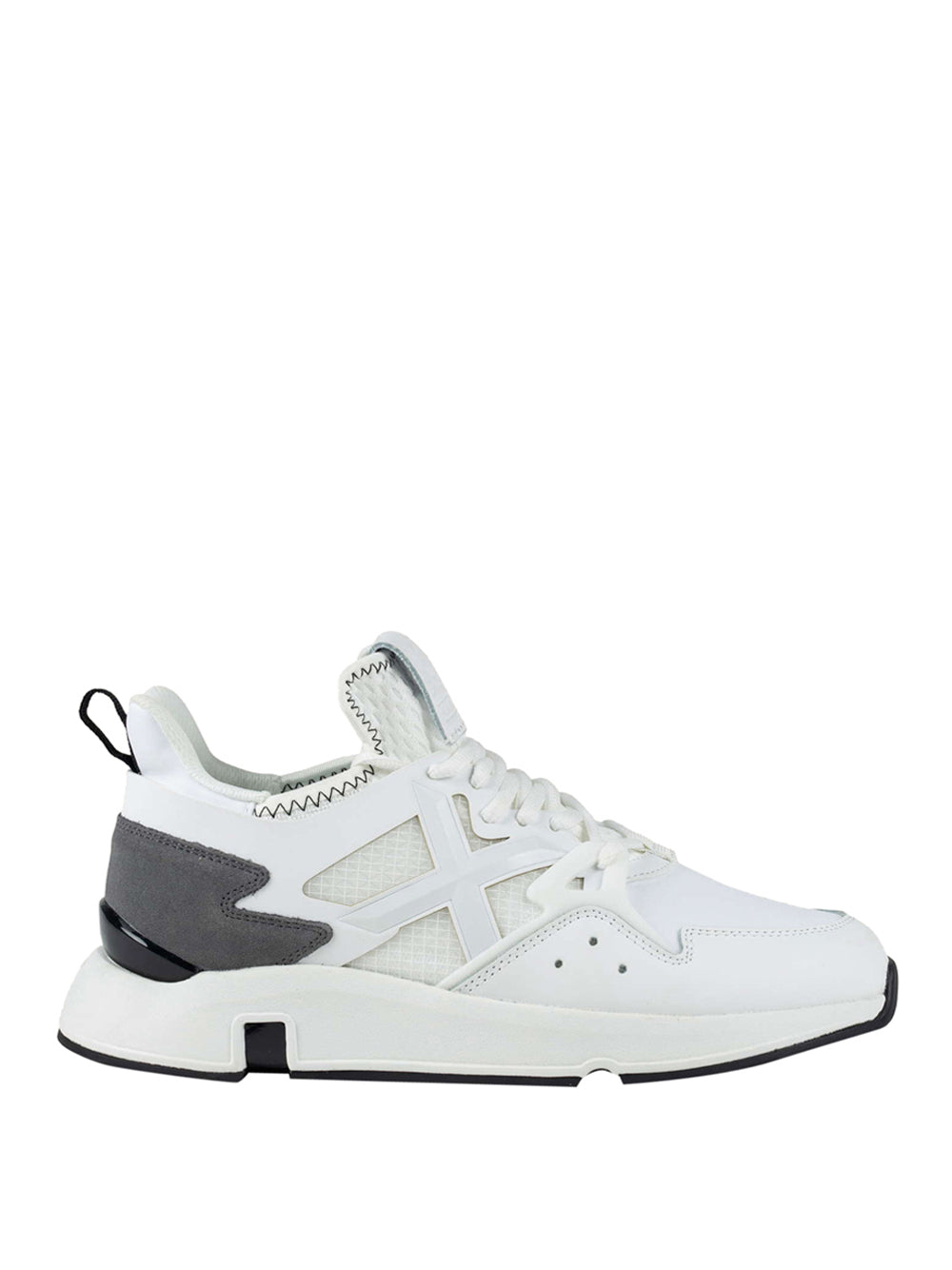 Sneakers bianche con logo a contrasto Puma Shuffle Jr Sneakers bianche con logo a contrasto Puma Shuffle Jr