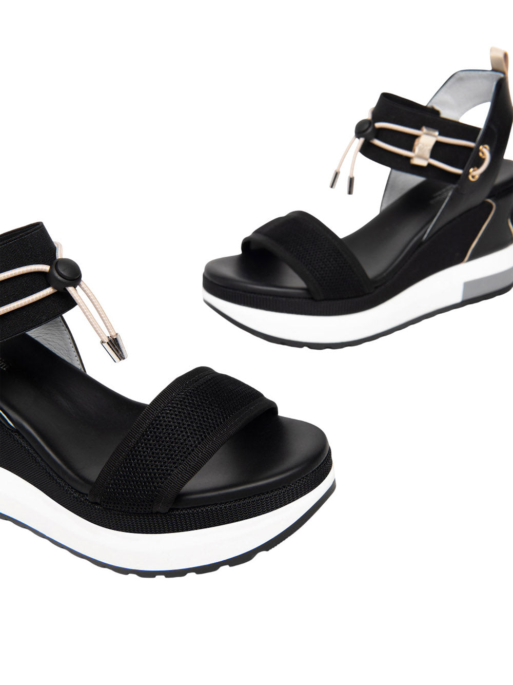 NERO GIARDINI Sandali con zeppa Donna - Nero modello E307753D