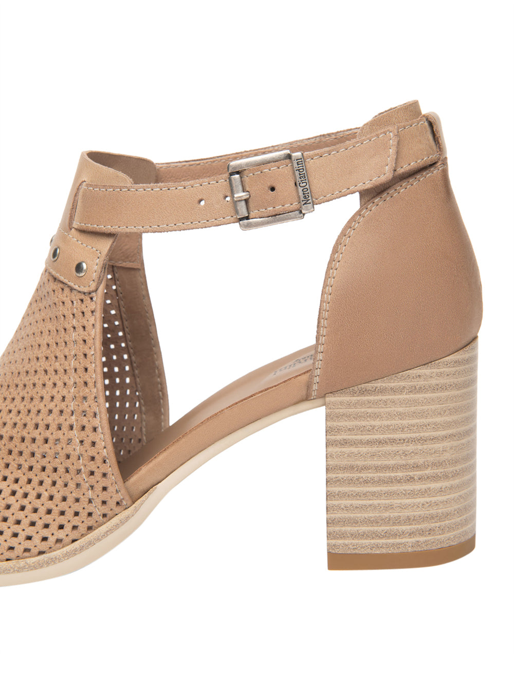 NERO GIARDINI Sandali con tacco Donna - Cuoio modello E615060D