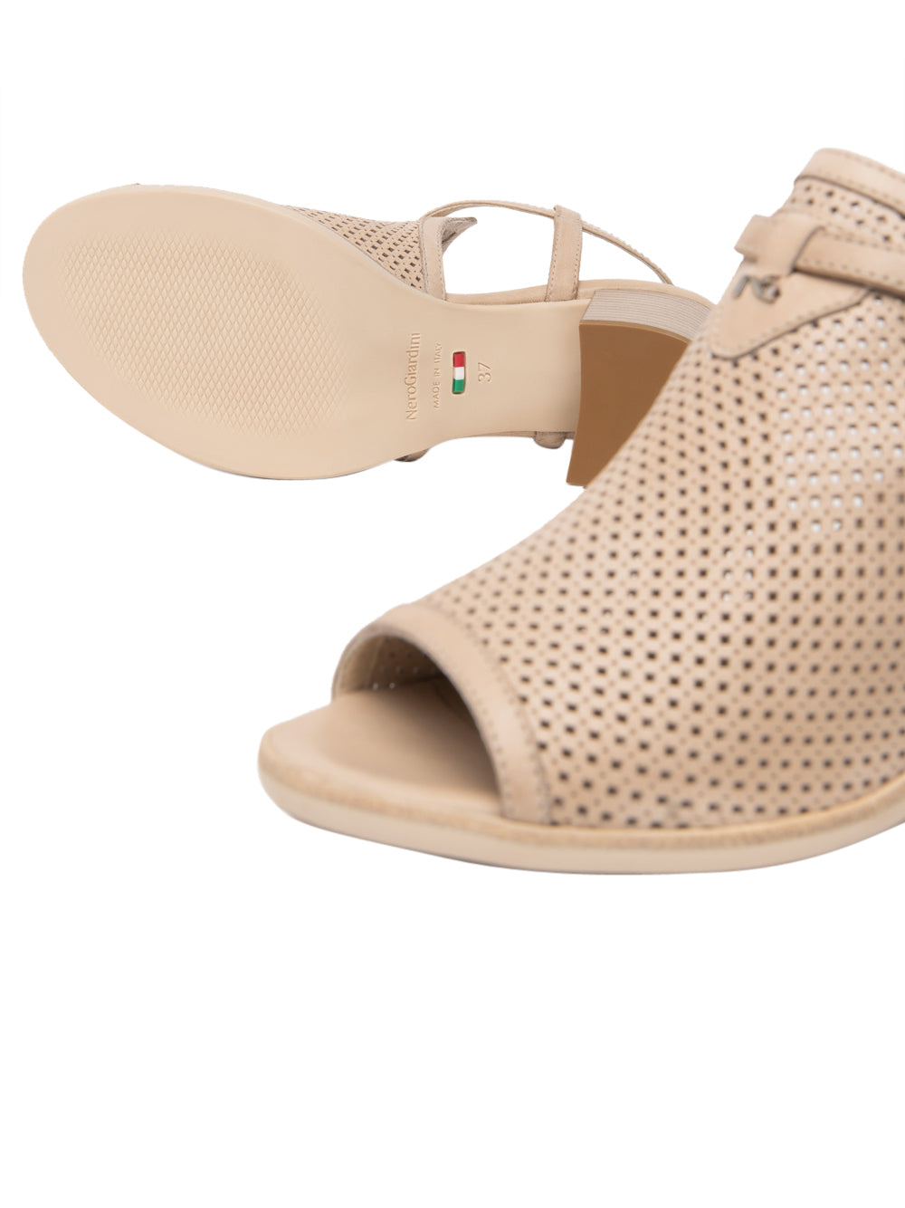 NERO GIARDINI Sandali con tacco Donna - Beige modello E615840D