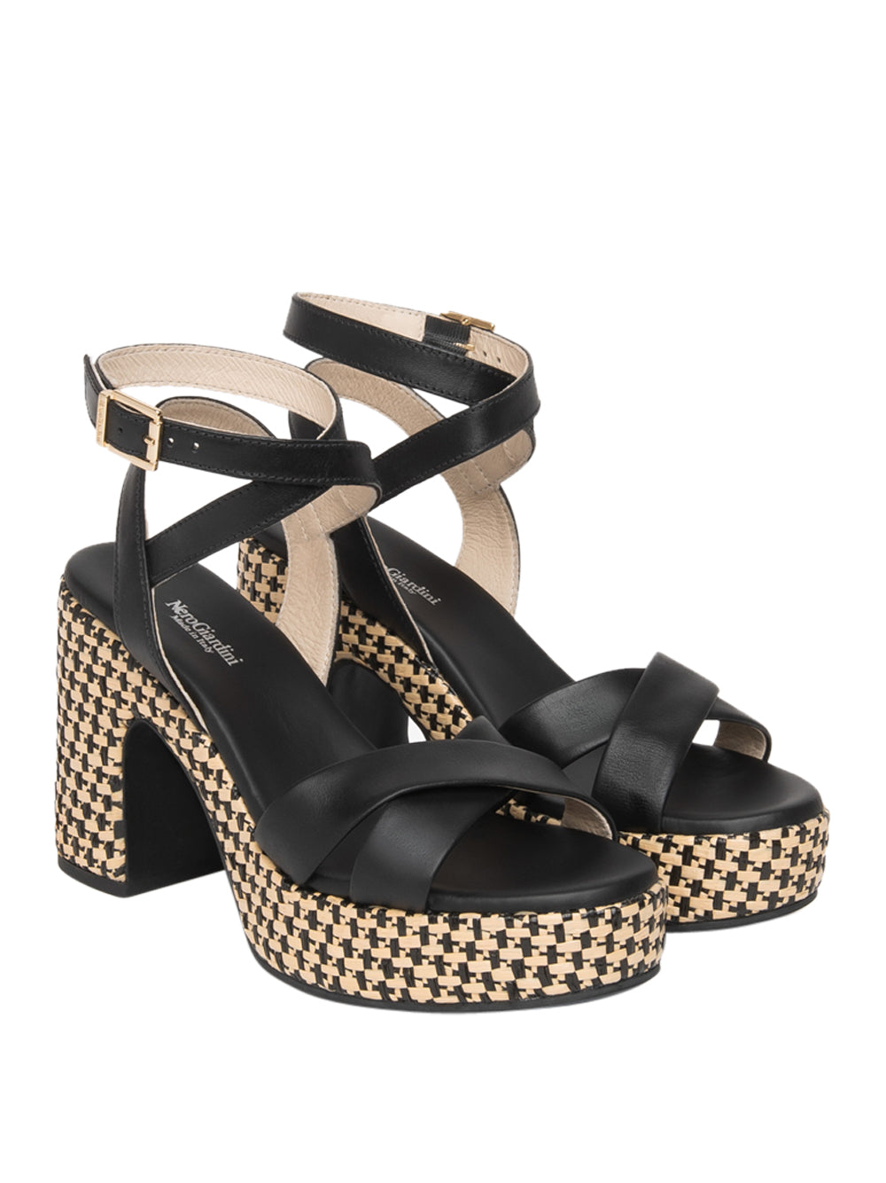 NERO GIARDINI Sandali con tacco Donna - Nero modello E616072D