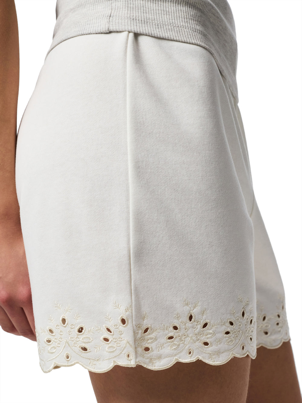 PIECES Shorts Donna - Bianco modello 17164281