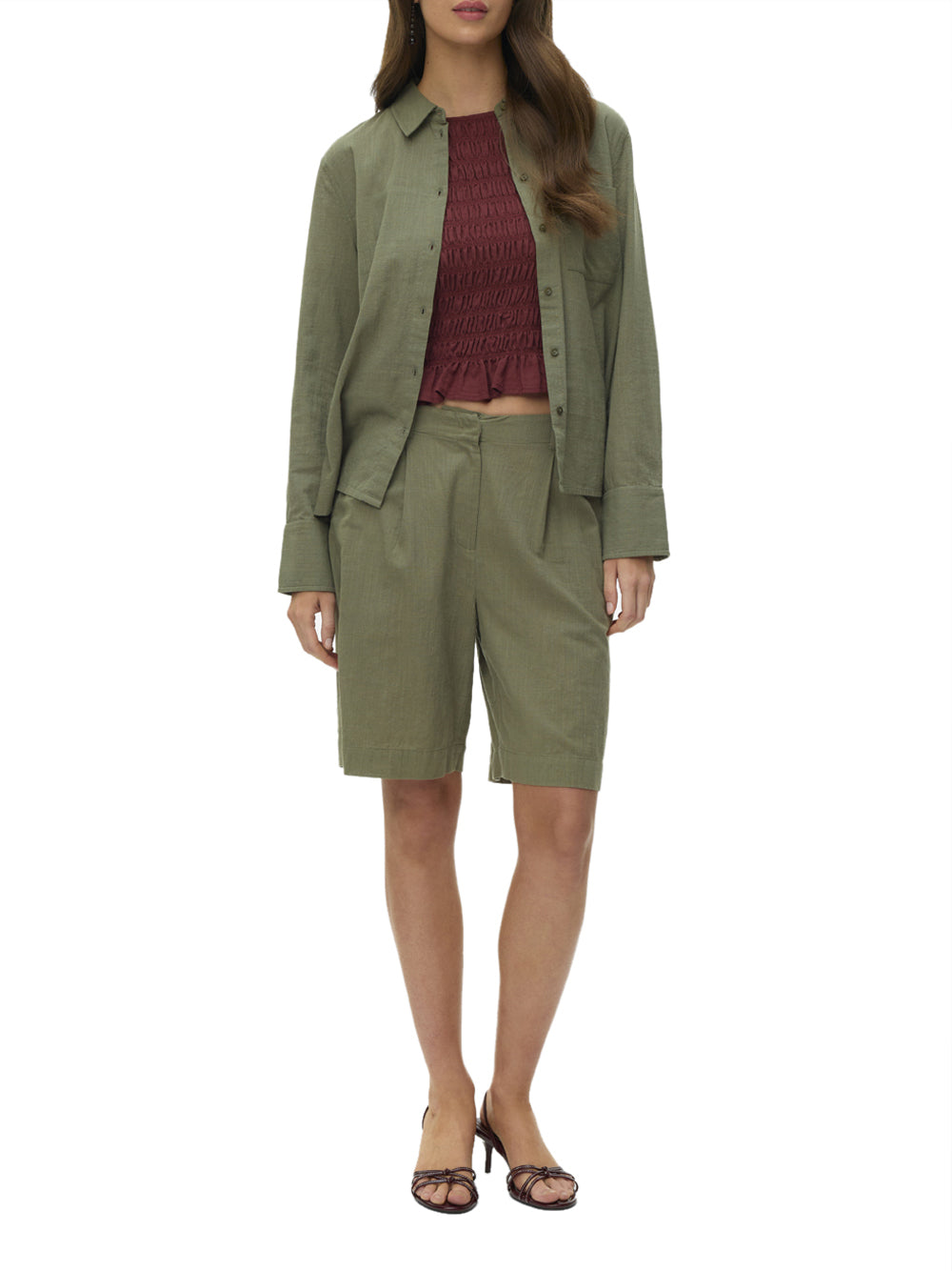 VERO MODA Shorts Donna - Verde modello 10344940